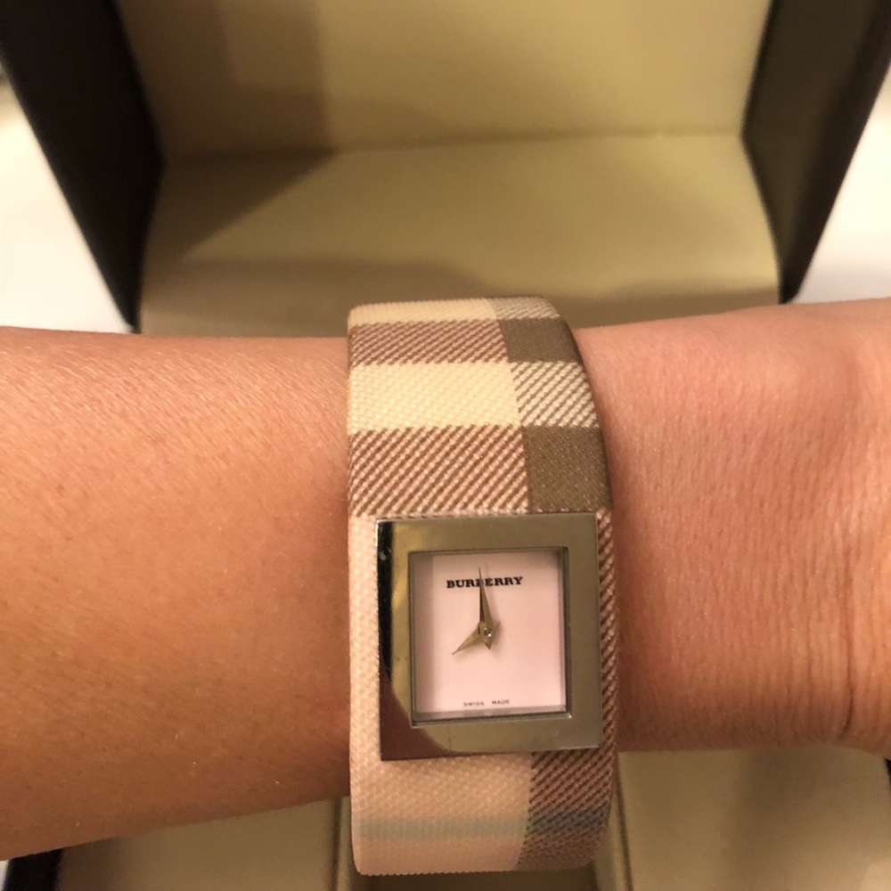 Burberry Vintage Women’s Watch